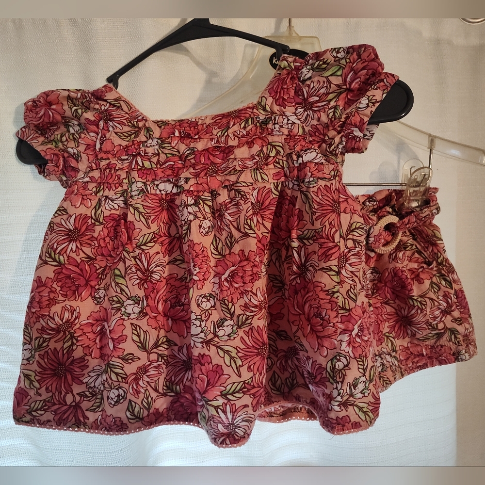 Tommy Bahama Floral Set